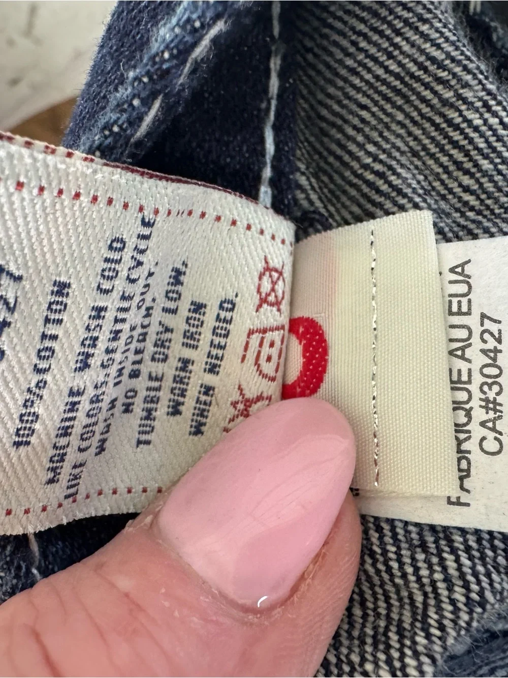 True Religion Men's Joey super T  Blue Straight Jeans with rainbow stitching